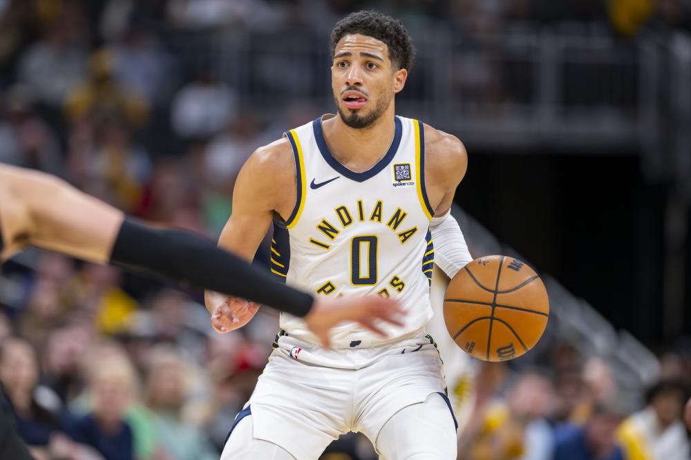 CBA：浙江男篮主场轻取新疆